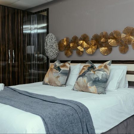 Monte La Vue Hotel แซนด์ตัน ภายนอก รูปภาพ